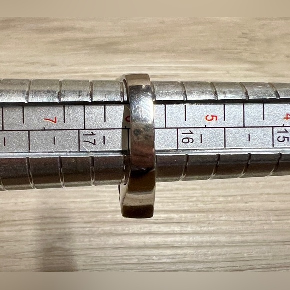 Vintage Designer Signed Sterling Silver Open Heart Tall Dome Ring, Size 6, 5.1g - Picture 15 of 15